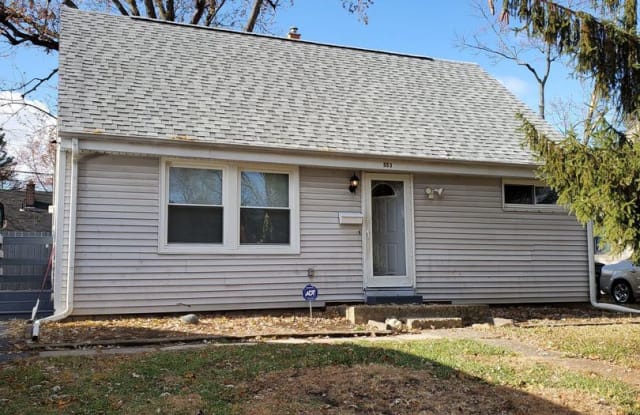 553 S Everett Av - 553 Everett Avenue, Columbus, OH 43213