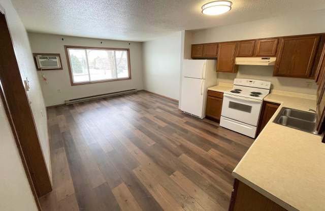 213 13th Avenue East - 7 Gallery 1