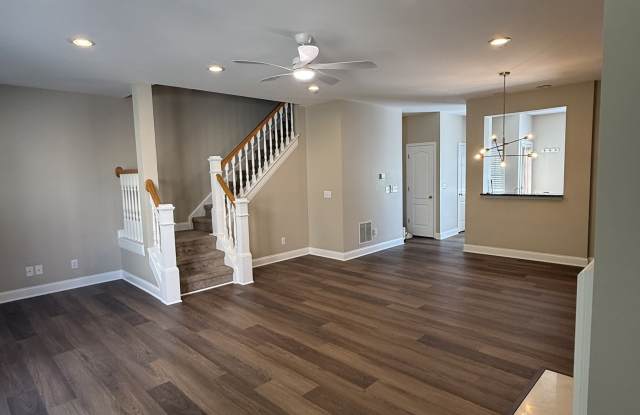 925 Junction Place Gallery 4