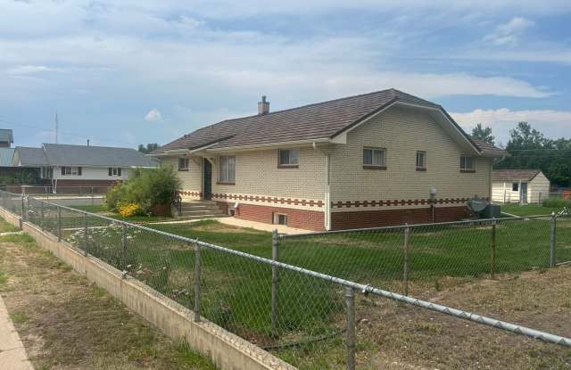 3 Bedroom Home in Frederick - Available Now! photos photos