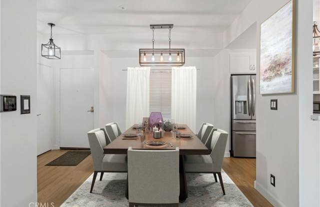 221 S Oak Knoll Avenue - 221 South Oak Knoll Avenue, Pasadena, CA 91101