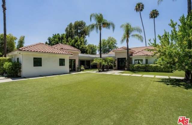 17520 Embassy Dr Gallery 4