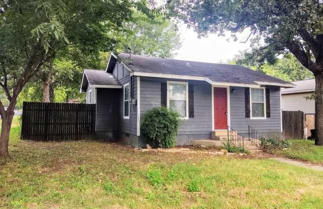 920 Hill St - 920 Hill Street, Denton, TX 76205