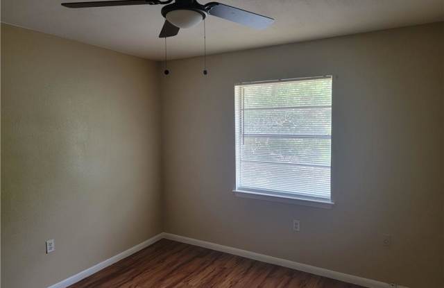1302 Brown Drive, D Gallery 4