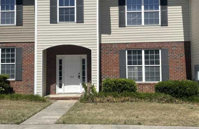 327 Hogan Way photos photos