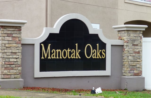 1423 MANOTAK POINT DR - 1423 Manotak Point Dr, Jacksonville, FL 32210