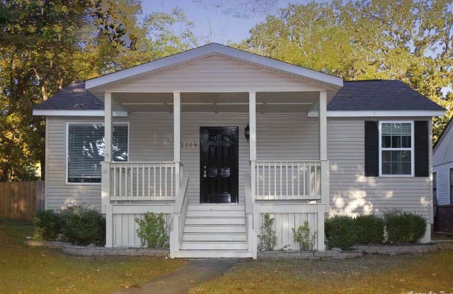 2209 S Tyler Street - 2209 South Tyler Street, Little Rock, AR 72204