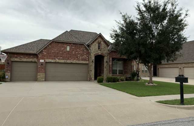3 bedroom + office or 4th bedroom, storm shelter, neighborhood pond and walking track! photos photos
