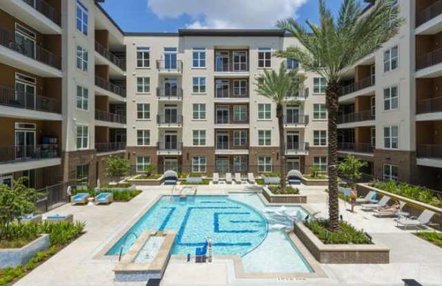 1713 Caroline St - 1713 Caroline Street, Houston, TX 77002