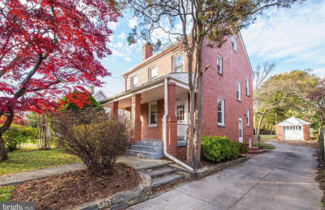 4307 FESSENDEN ST NW photos photos