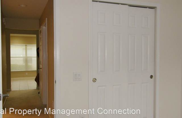 708 White Flower Way Gallery 4