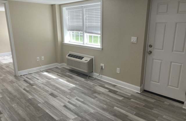 578 Harrop Ln Apt 1 Gallery 4
