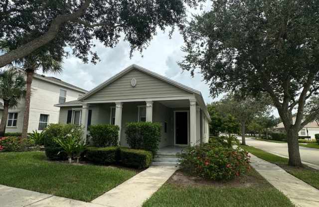 Three Bedroom Plus Den and 2 Bath House in Pointe West photos photos
