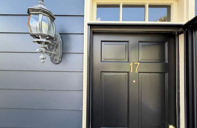 Lovely Condo 3/1.5 in Old East Rome- $1,595 Gallery 4