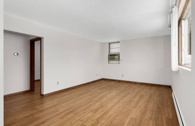 One Richfield, LLC photos photos