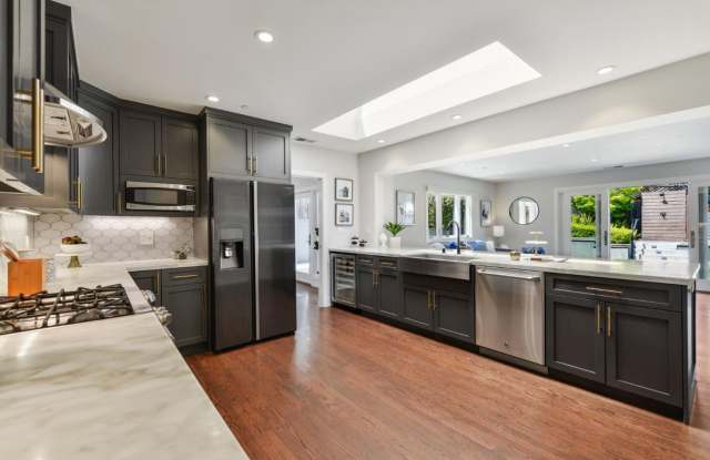 Premier San Mateo Location Gallery 4