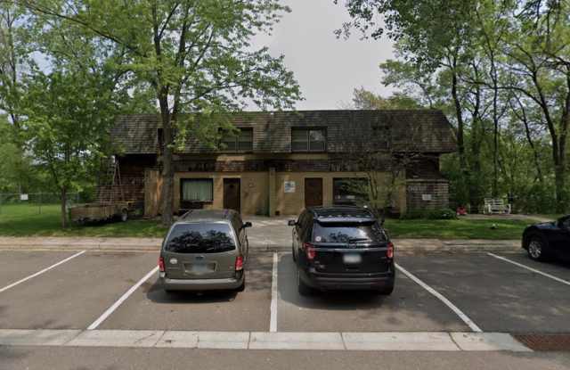 85 3rd Ave Se - 85 3rd Avenue Southeast, New Brighton, MN 55112
