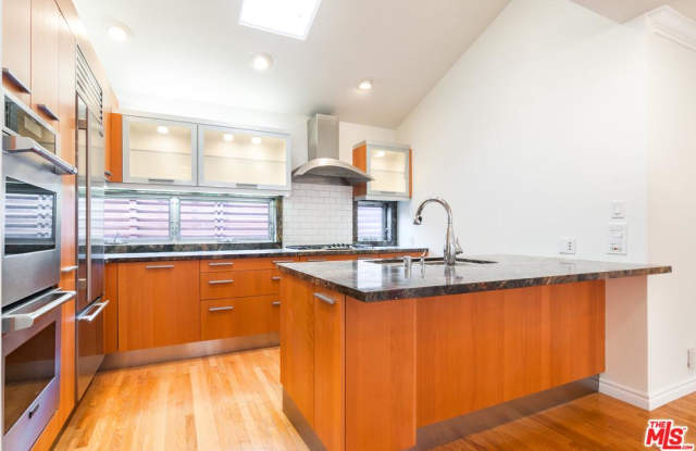 752 VERNON Avenue - 752 Vernon Avenue, Los Angeles, CA 90291
