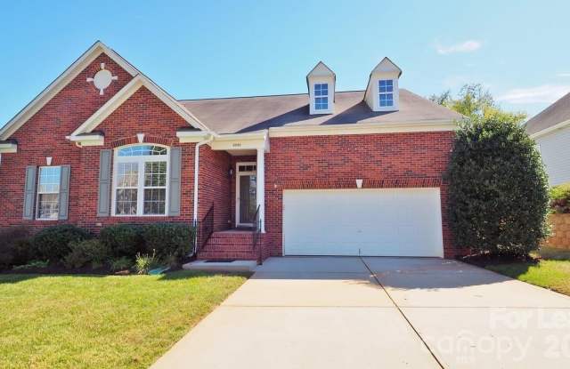 6860 Lakecrest Court photos photos