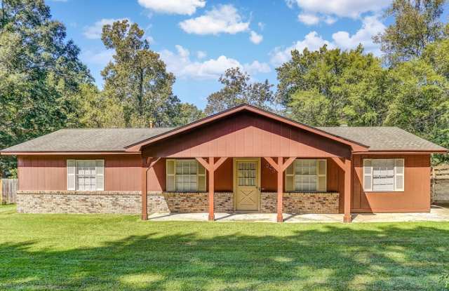 205 Walnut Street - 205 Walnut Street, Ridgeland, MS 39157