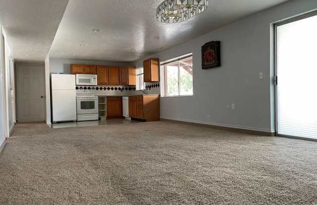 1739 E. Paulista Way photos photos
