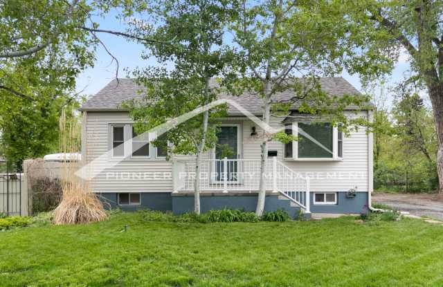 Home in Heart of Wheat Ridge with Swamp Cooler and Garage! photos photos