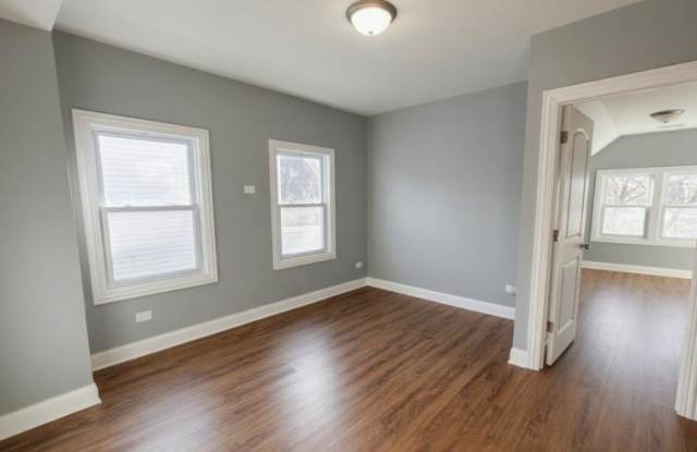 2717 N Rutherford Avenue Gallery 2