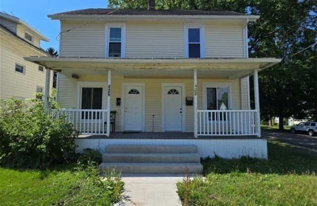 428 W Oak Street photos photos