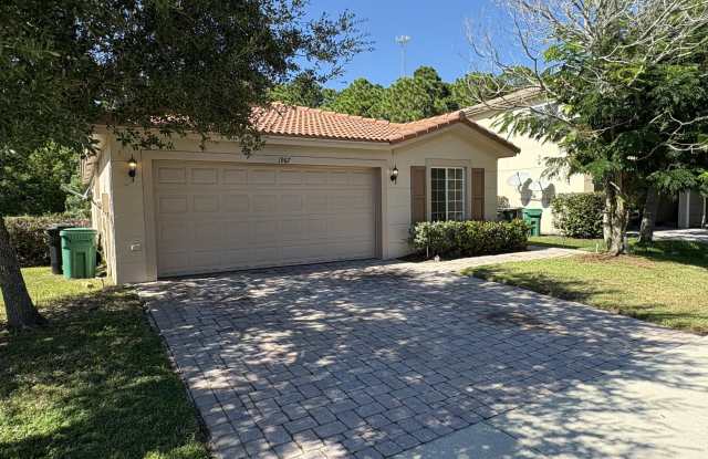 1967 Newport Isles Boulevard Gallery 1