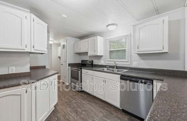 104 N Countryside Ln Gallery 4