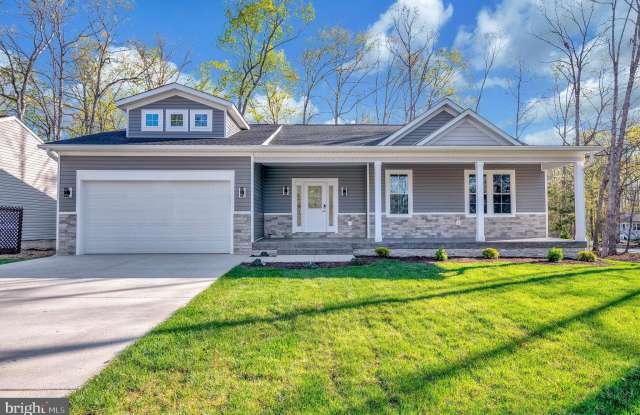 400 CONSTITUTION - 400 Constitution Boulevard, Lake of the Woods, VA 22508