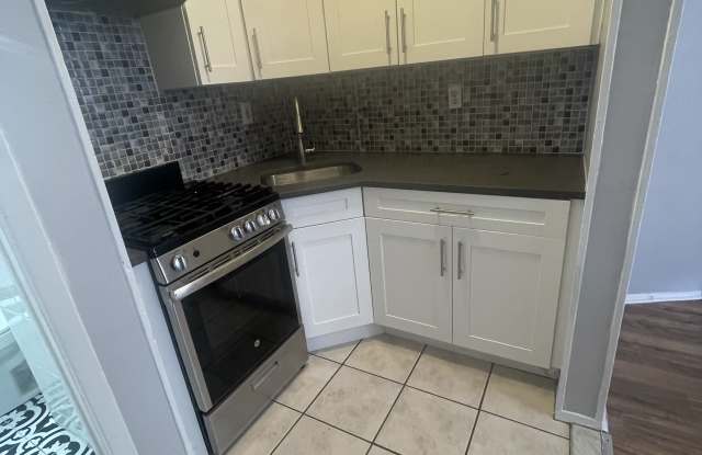 71 Hancock Ave - 71 Hancock Avenue, Jersey City, NJ 07307