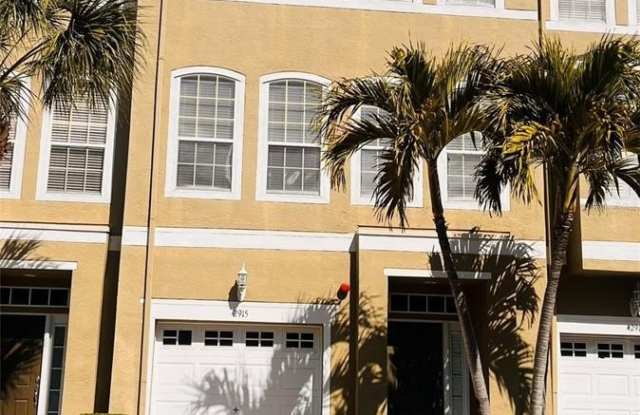 2915 POINTEVIEW photos photos