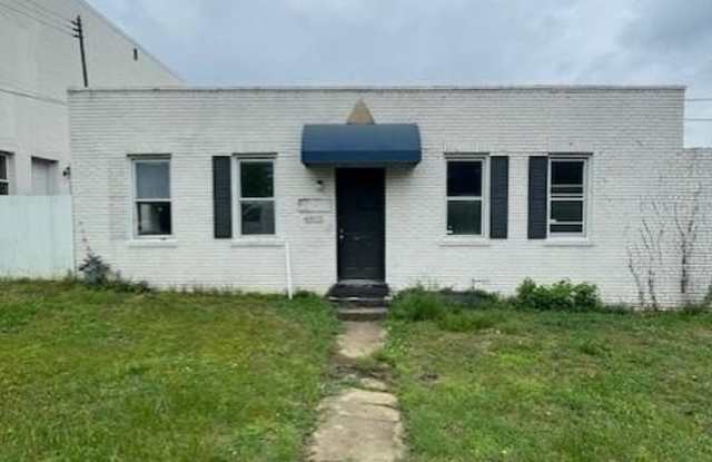 4805 42ND Place photos photos