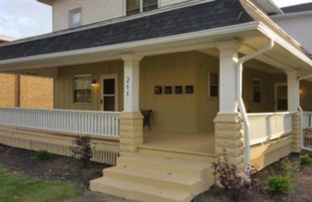 211 South Main Street - 4 photos photos