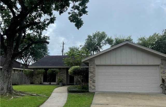 204 Rattan Drive - 204 Rattan Drive, Victoria, TX 77901