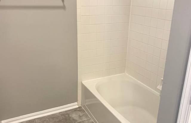 Beautiful 3bd 2.5bth Townhouse In Sought After Reisterstown! - 4 Putman Court, Reisterstown, MD 21136