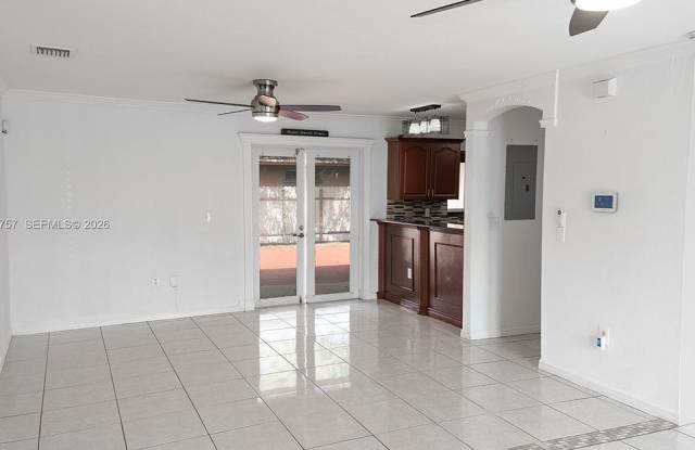 3784 Northwest 201st Terrace Gallery 1