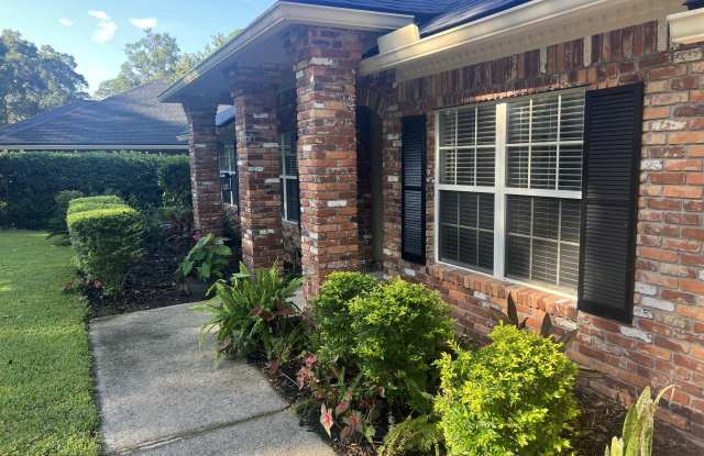 12152 DIVIDING OAKS Trail W Gallery 4
