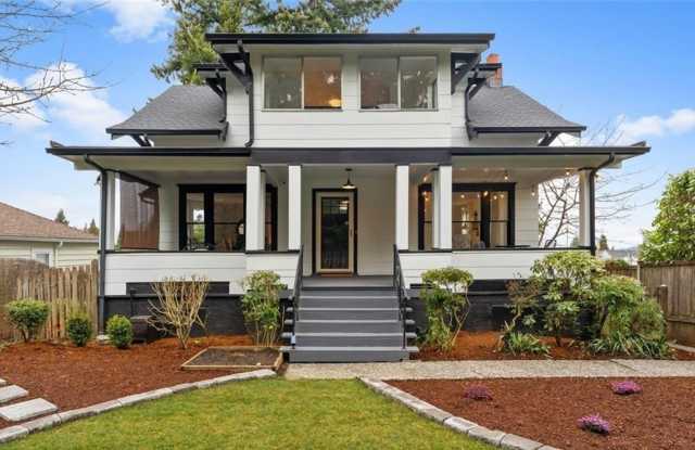 Highly Appealing Updated North End 4 Bedroom! photos photos