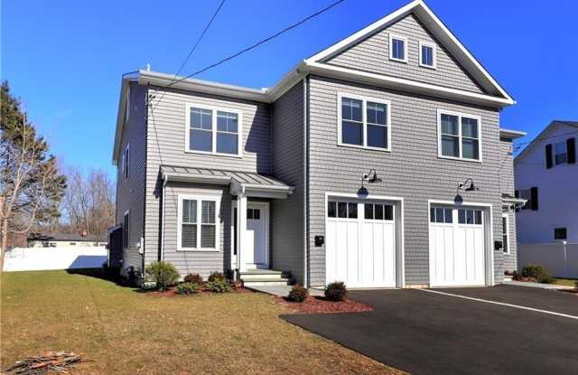 310 Colony Street photos photos