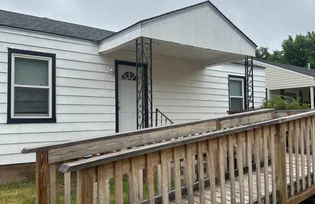 1003 S Alabama St photos photos