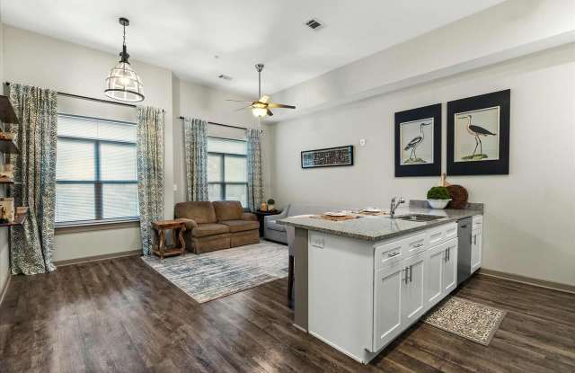 782 Riverfront Pkwy Apt 112 - 782 Riverfront Parkway, Chattanooga, TN 37402 782 Riverfront Pkwy Apt 112 - 782 Riverfront Parkway, Chattanooga, TN 37402