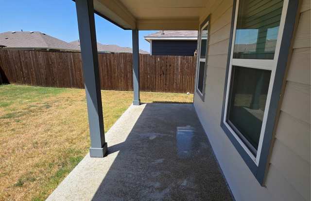 207 Weatherboard Drive Gallery 4
