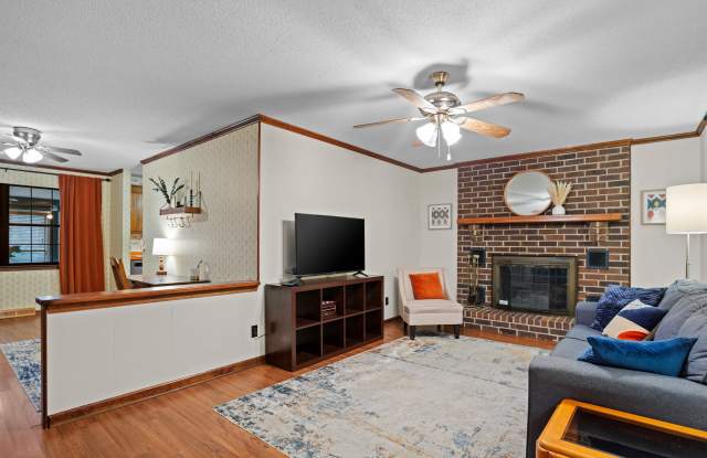 708 East Butternut Road photos photos