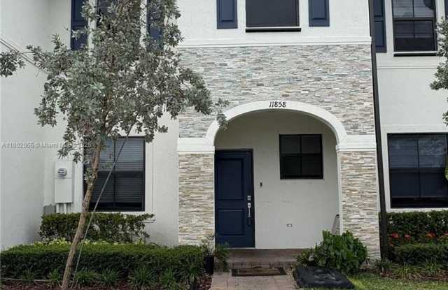 11858 SW 246th Ln photos photos