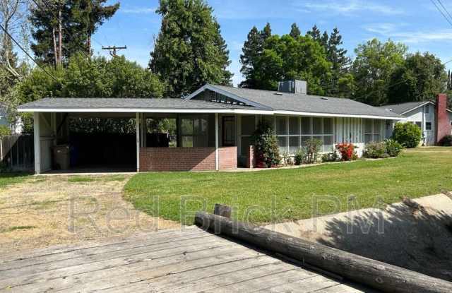 1101 E North Bear Creek Dr. Gallery 1