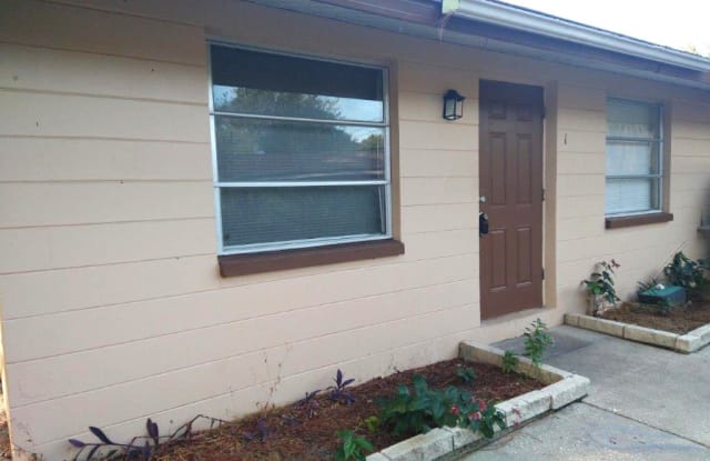 4927 71st St N - 4927 71st Street North, West Lealman, FL 33709