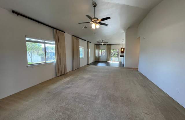 Kahiwelo (Makakilo) - 3 bedrooms, 2 bathroom, Central A/C, Garage Gallery 3