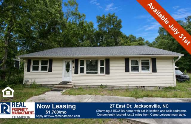 Charming 3 BD/2 BA Home Just 2 Miles from Camp Lejeune Main Gate photos photos